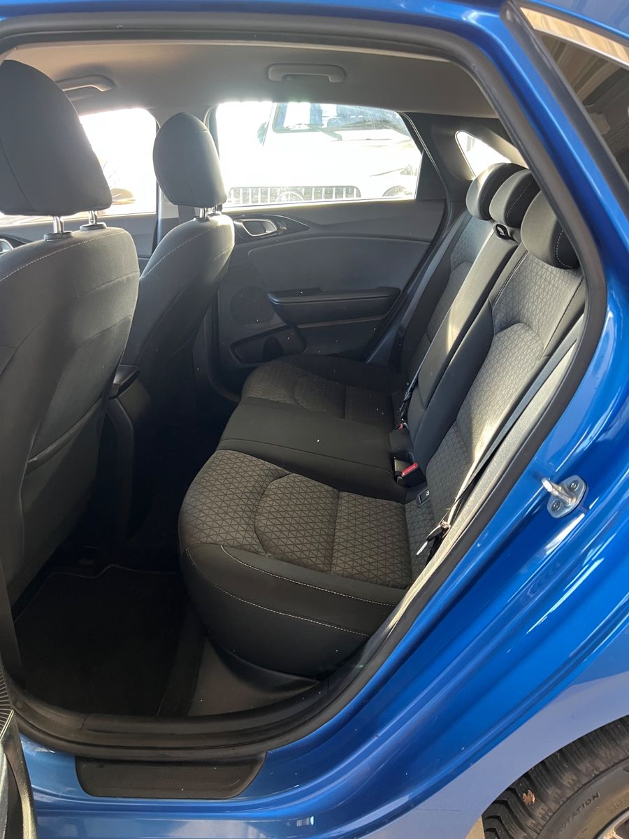 Fahrzeugabbildung Kia cee'd / Ceed 1.4 TGDI Vision * AUTOMATIK *KAMERA