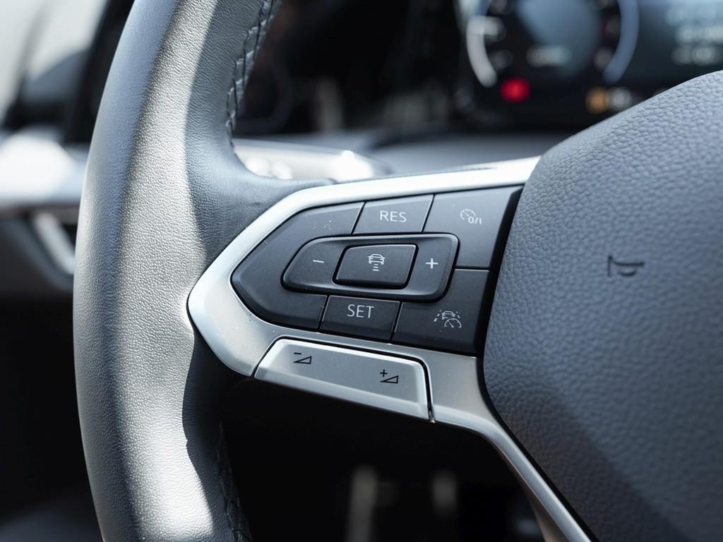Volkswagen Golf VIII 1,5 TSI Active,Matrix LED,Standheizung, миниатюра 17