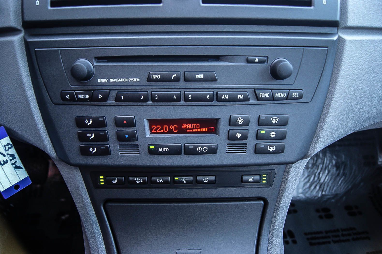 Fahrzeugabbildung BMW X3 3.0i 4x4 LEDER XENON NAVI RENTNER 1.BESITZ