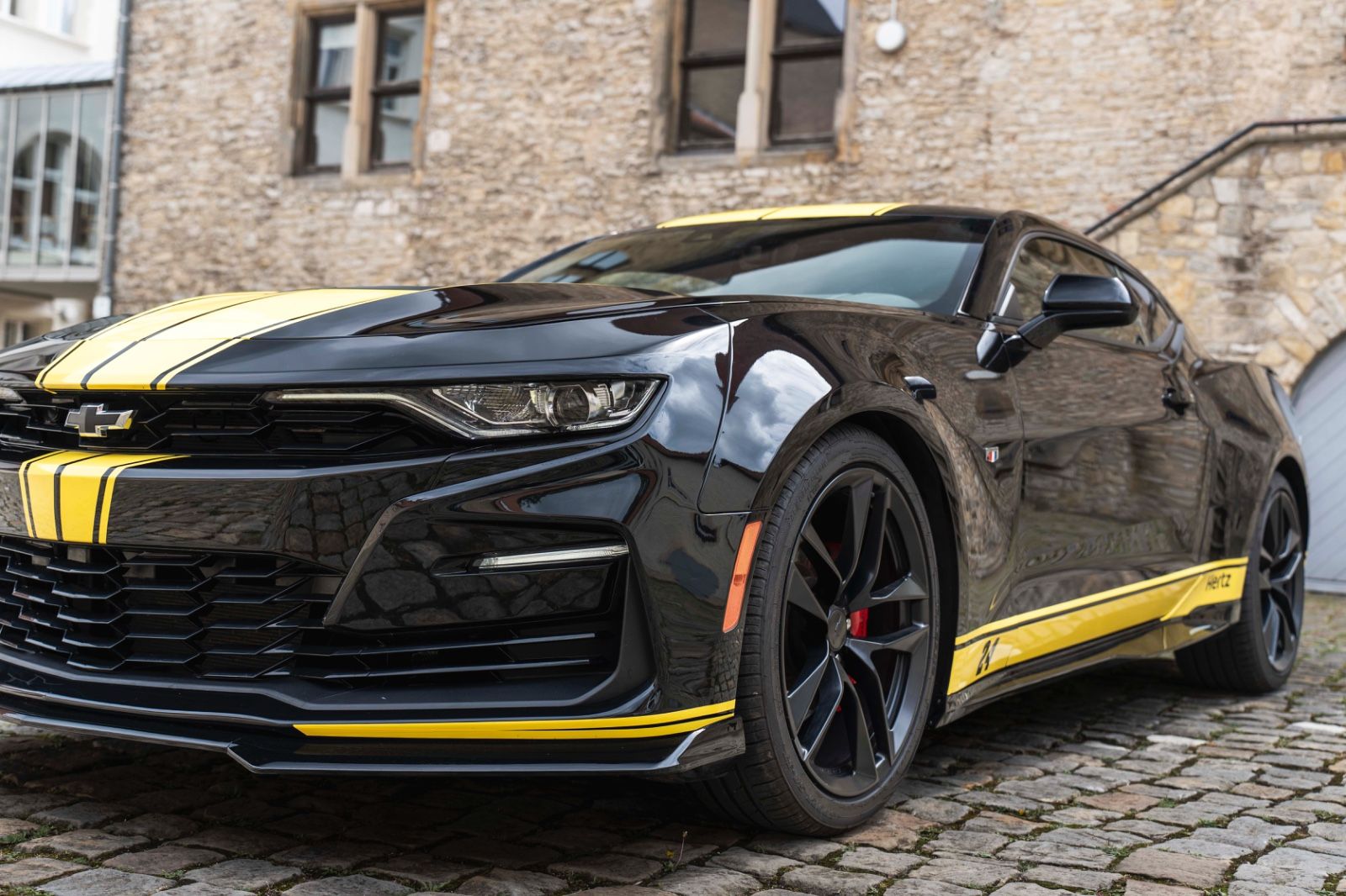 Fahrzeugabbildung Chevrolet Camaro SS 6,2L HUD LED BOSE KAM CARPLAY TOTW