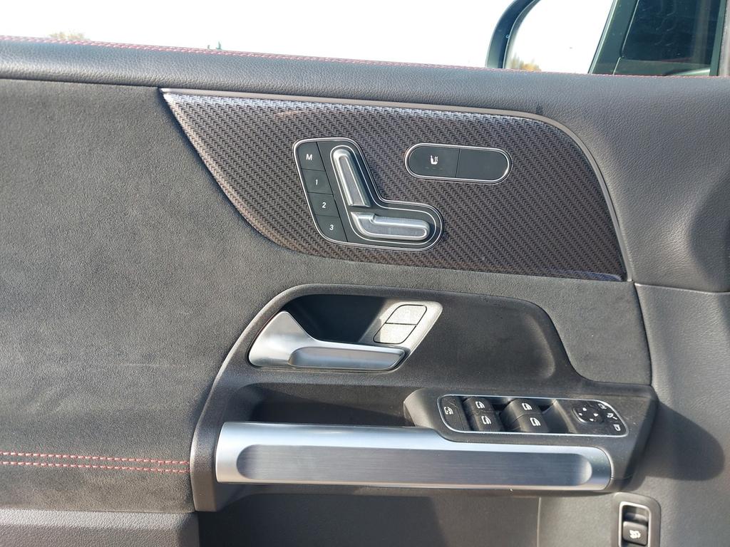 Mercedes-Benz GLB 35 AMG