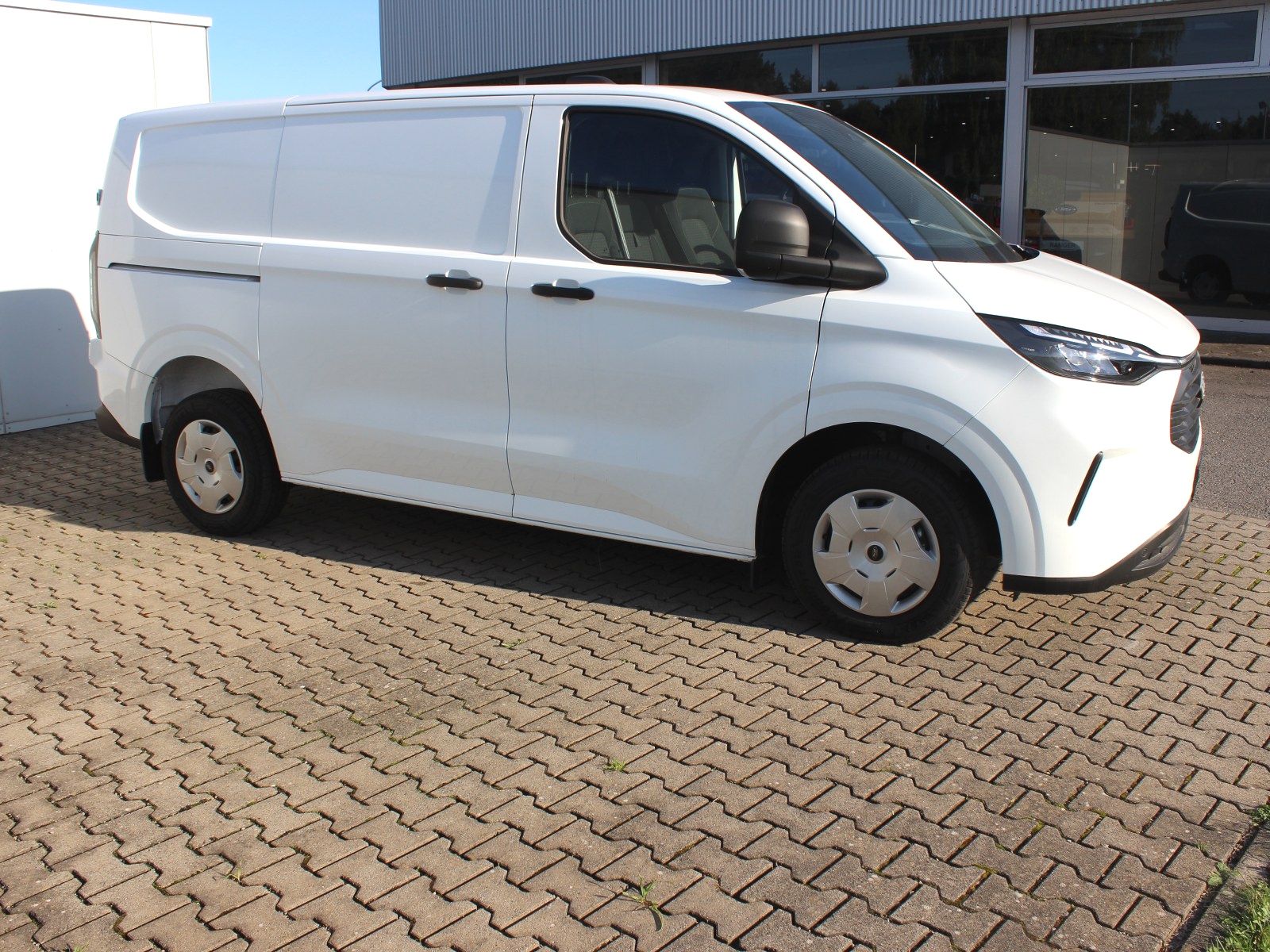 Fahrzeugabbildung Ford Transit Custom 300 L1 Trend