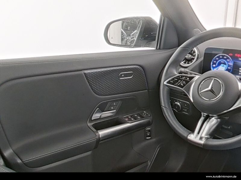 Mercedes-Benz EQA 250 LED KAMERA TOTW SPURH AMBIENTE ADVANCED foto 9
