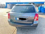 Toyota Avensis Combi Executive 2.2 D-Cat Executive - Toyota Avensis: D Cat