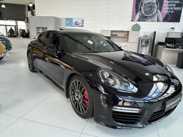 Porsche Panamera Turbo/SportChrono/Luft/ACC