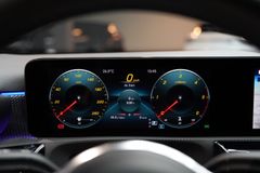 MERCEDES-BENZ A 200 d Limousine 4Matic*CAM*AMBIENTE*PANO*SOUND