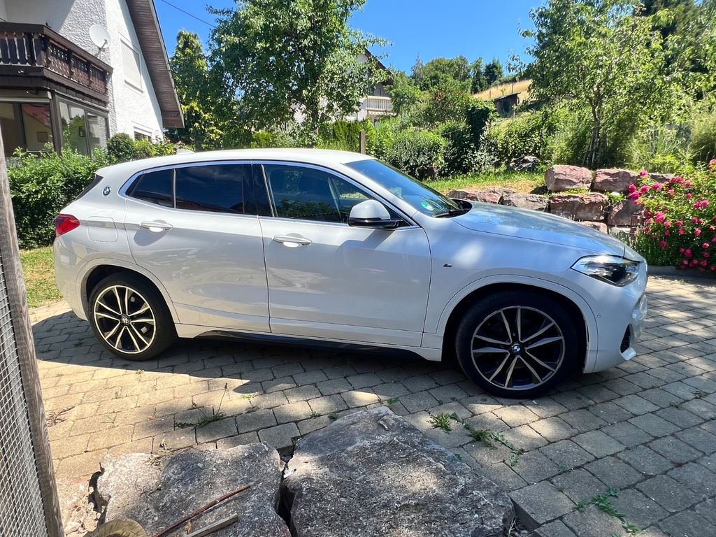 Image of BMW X2