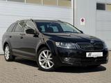 Skoda Octavia Elegance 4x4 AHK/Leder/Navi/Klima/Kamera