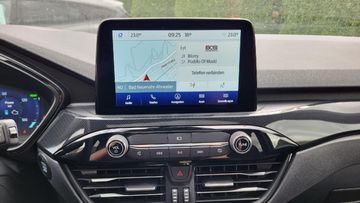Fahrzeugabbildung Ford Kuga Plug-In Hybrid ST-Line X