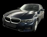 BMW 330 e Sport Schiebedach M Lenkrad HiFi  TOP
