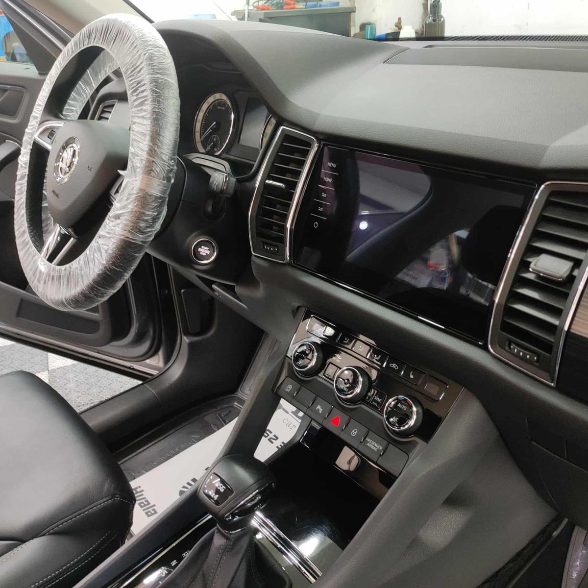 Skoda Kodiaq 2.0 TDI SCR 140kW  4x4 STANDHEIZUNG VB!