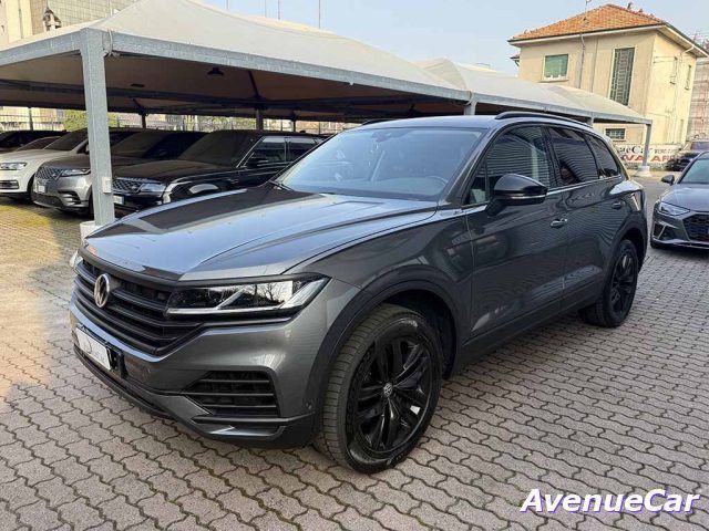VW VOLKSWAGEN Touareg 3.0 tdi Black Style tiptronic