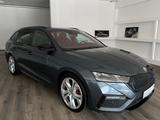 Skoda Octavia Combi RS AHK+PANO+KEYLESS+MEMORY+ACC+NAV