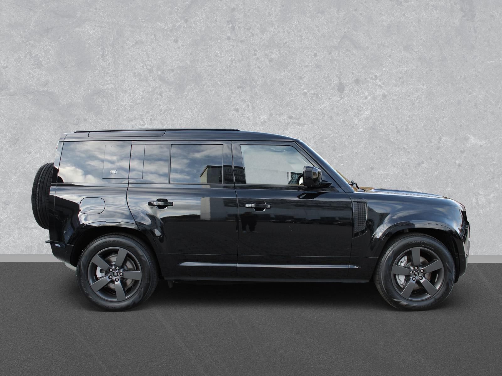 Fahrzeugabbildung Land Rover Land Rover Defender 110 D300 X-Dynamic HSE