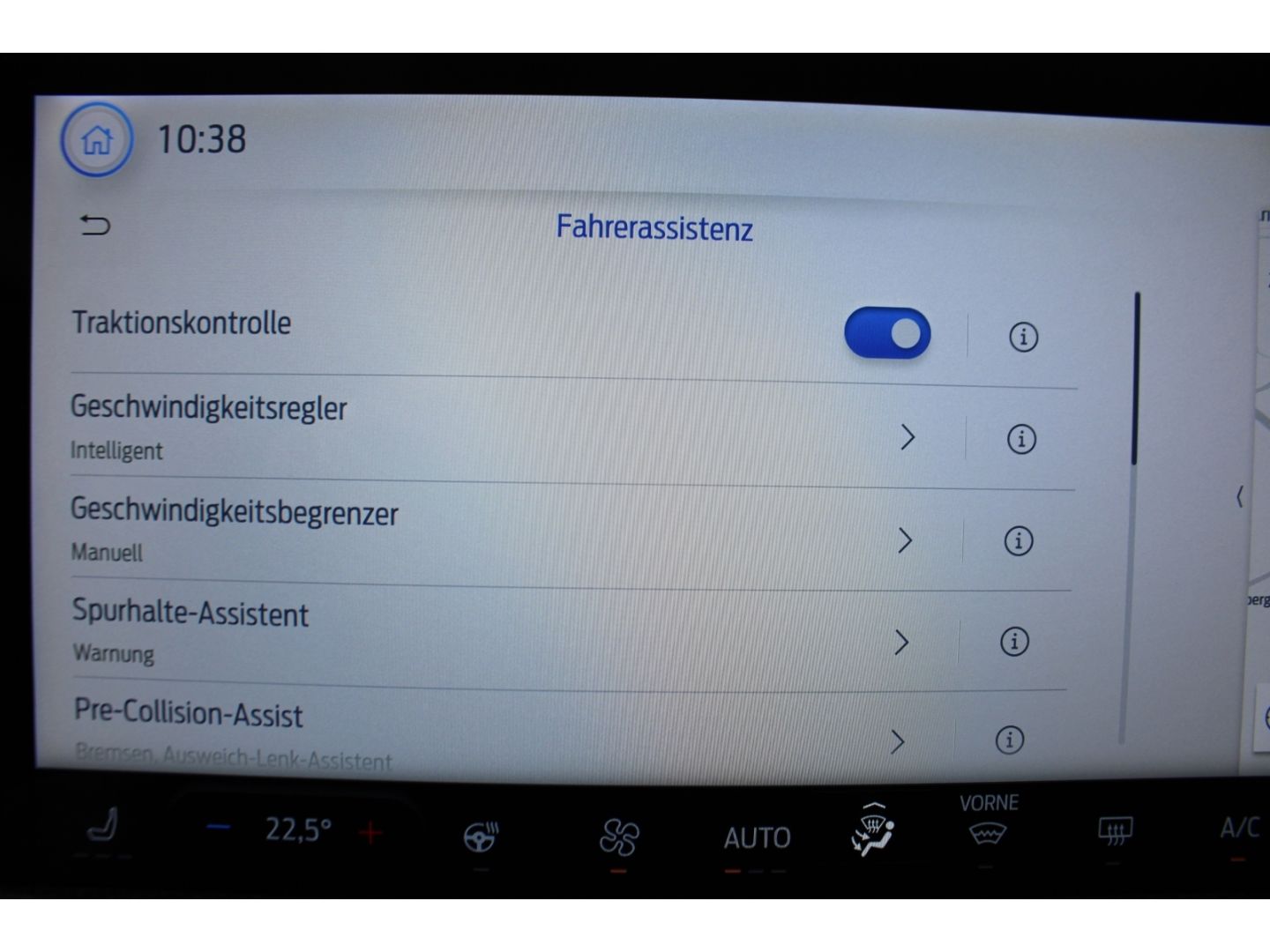 Fahrzeugabbildung Ford Focus Turnier ST-Line ACC LED TWA Navi DAB GJR R