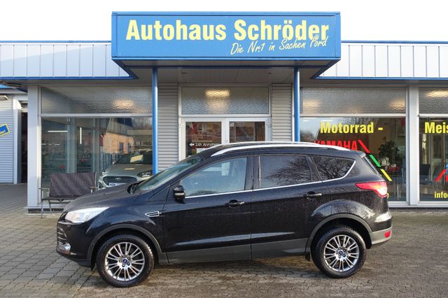 Ford Kuga 2,0 TDCi 2x4 Titanium / Zahnriemen neu