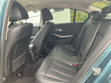 BMW 318 - 11