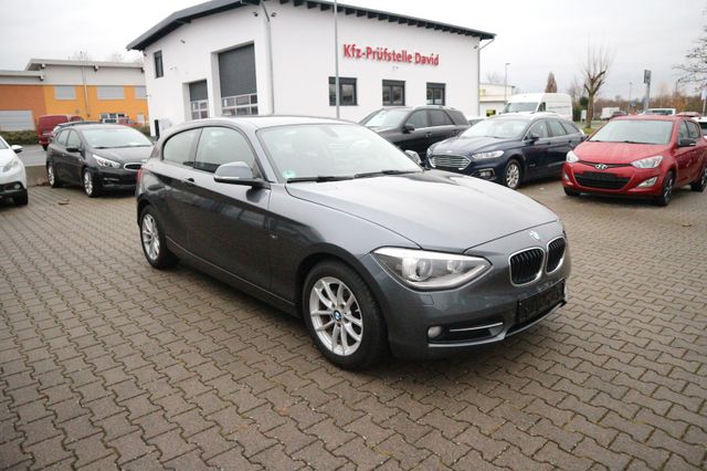 BMW 1 Lim. 3-trg. 116i Sport-Line