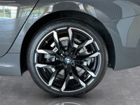 BMW 330 - Vorschau Bild 14