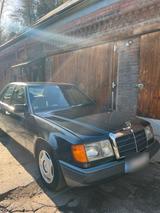 Mercedes-Benz Mercedes Benz W124 E200 - gebrauchte Mercedes-Benz E 200 aus dem Jahr 1990