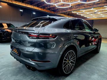 Porsche Cayenne - 6