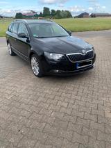 Skoda Superb 1.8 TSI DSG Elegance Combi Elegance - Skoda Superb: Combi Elegance