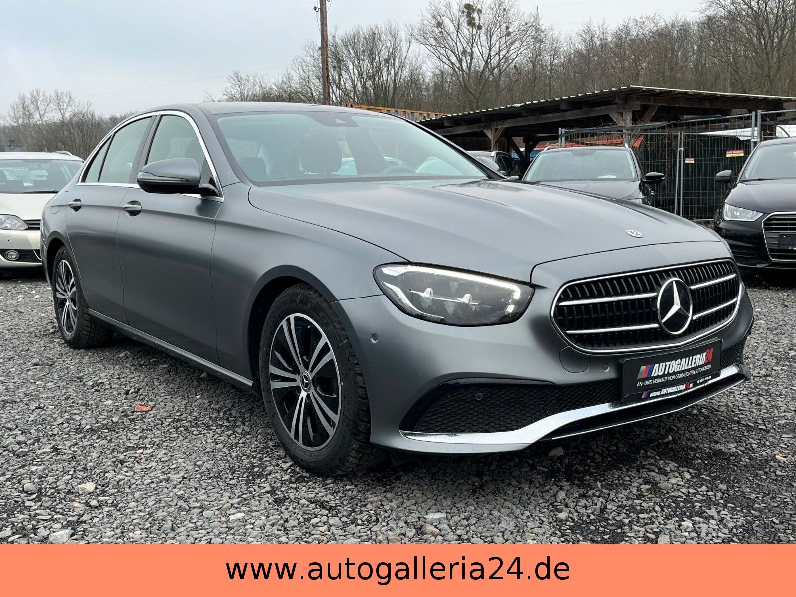 Fahrzeugabbildung Mercedes-Benz E 220d Limo 9G-Tronic AVANTGARDE Navi LED Kamera