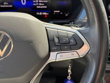 Volkswagen T-Cross - 12