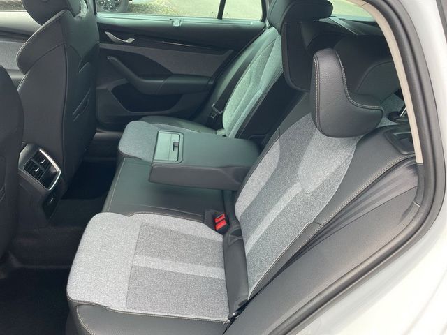 Skoda Octavia Combi 2.0 TDI Tour *DSG*MATRIX*AHK*ACC*