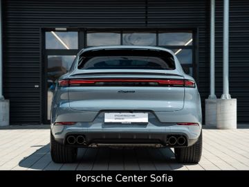 Porsche Cayenne - 4