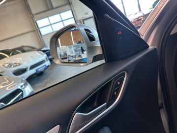 Audi Q3 sport quattro *TOTWASSIST*LED*NAVI*AHK*KAM*