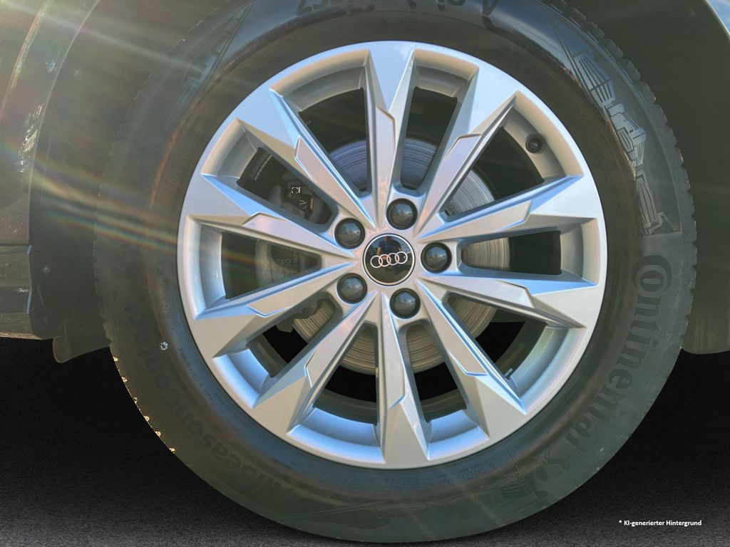 AUDI Q3 Sportback 35 TFSI S-line LED Navi ACC Rfk 18' AUDI Q3 Sportback 35 TFSI S-line LED Navi ACC Rfk 18'