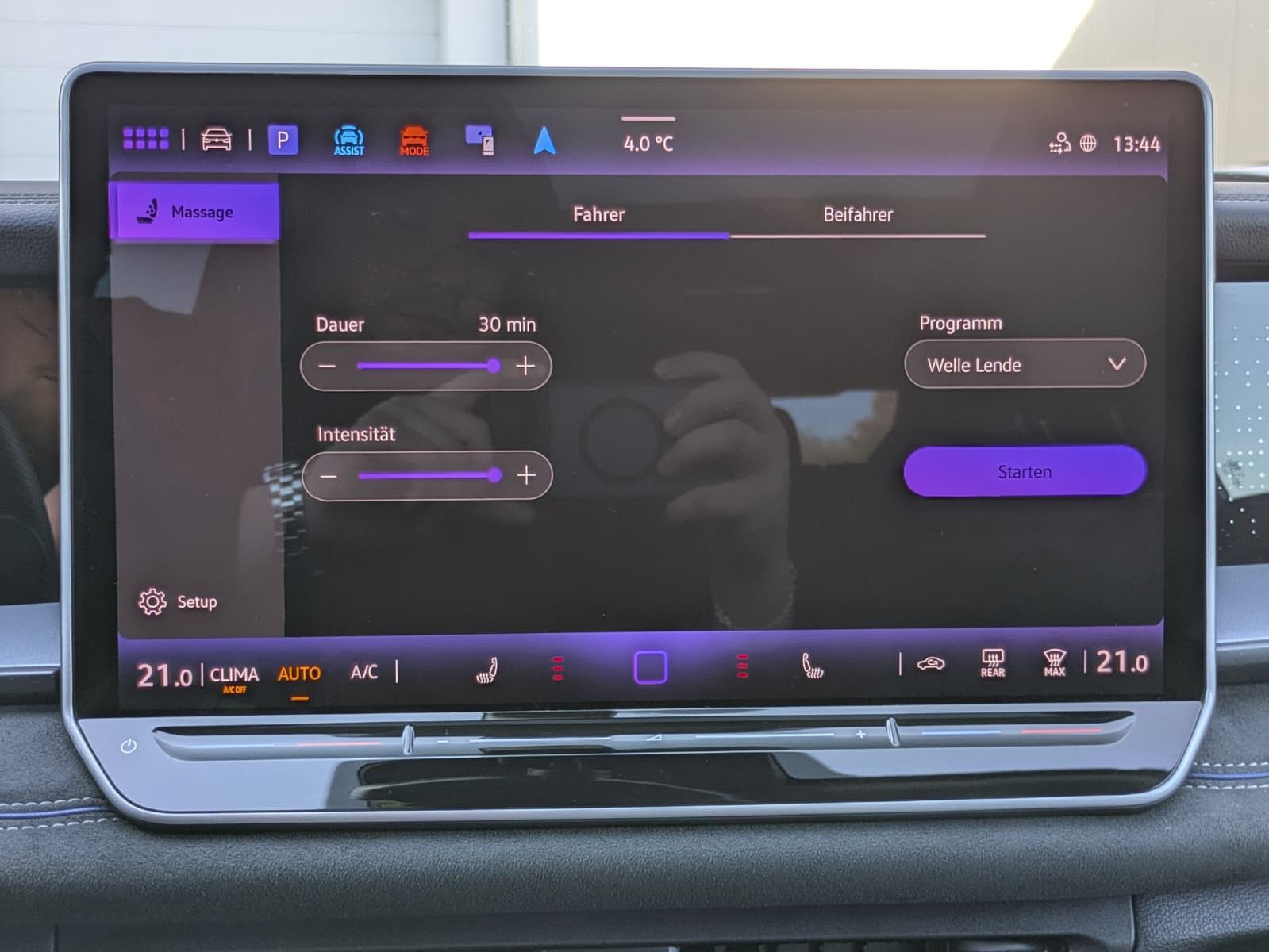 Fahrzeugabbildung Volkswagen Tayron 2.0 TDI 4M R-Line BLACK*7Si*MATRIX*PANO