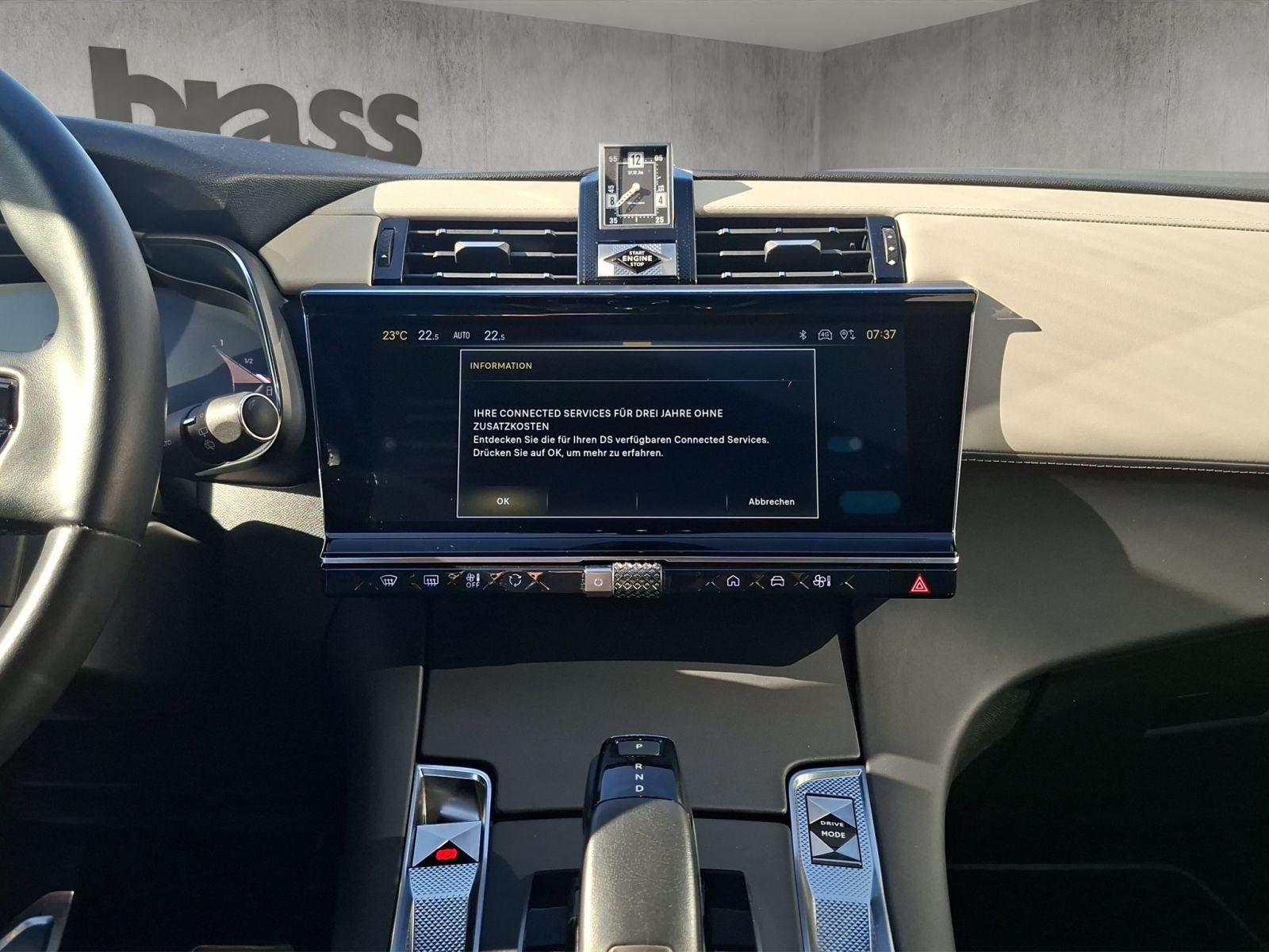 DS Automobiles DS7 Esprit de Voyage S&S BlueHDi 130 EAT8