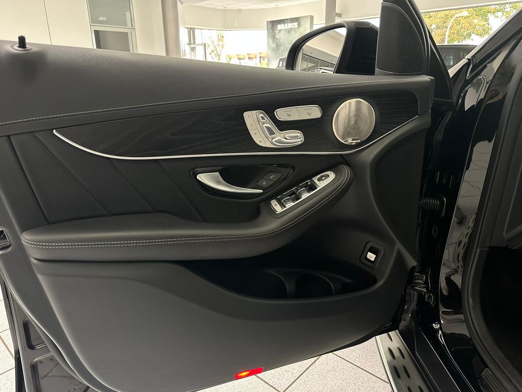 Mercedes-Benz GLC 400 d 4M*AMG*AIRM*PANO*BURM*DISTR*STHZG*360°