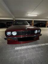 BMW E30 Cabrio - BMW aus 1990: E30