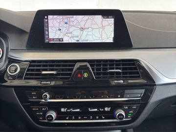 BMW 520 - 6
