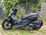 Piaggio Beverly 400 HPE Deep Black Special Edition - PIAGGIO BEVERLY 400 S