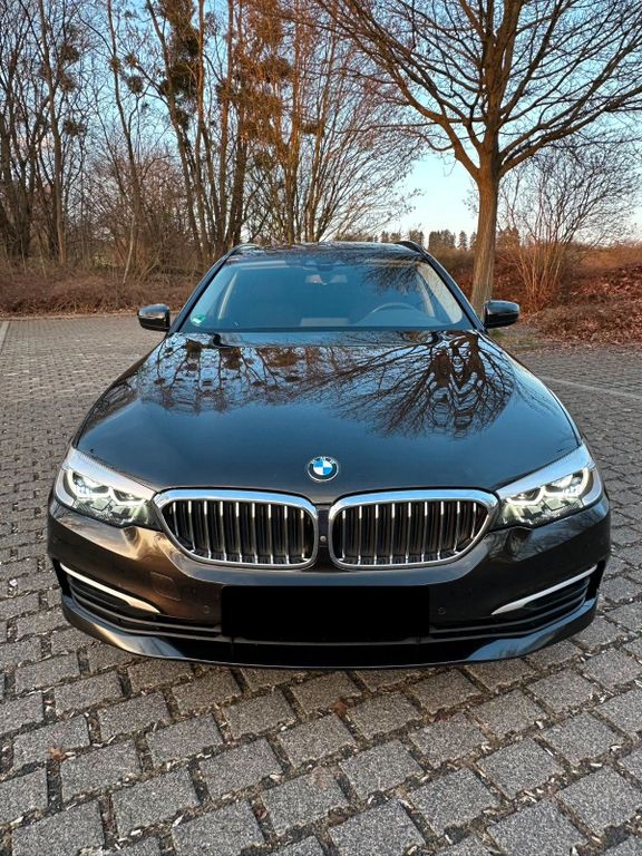 Image of BMW 520
