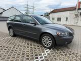Volvo V50 2.4i Momentum - Volvo V50 Momentum mit Benzin-Antrieb