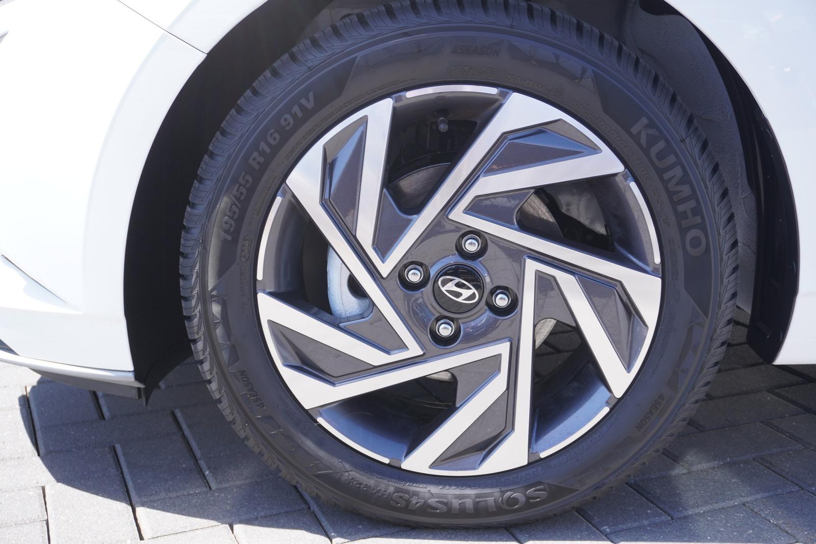 Hyundai i20 1.2 Navi Kamera Android Apple DAB Spurhalte