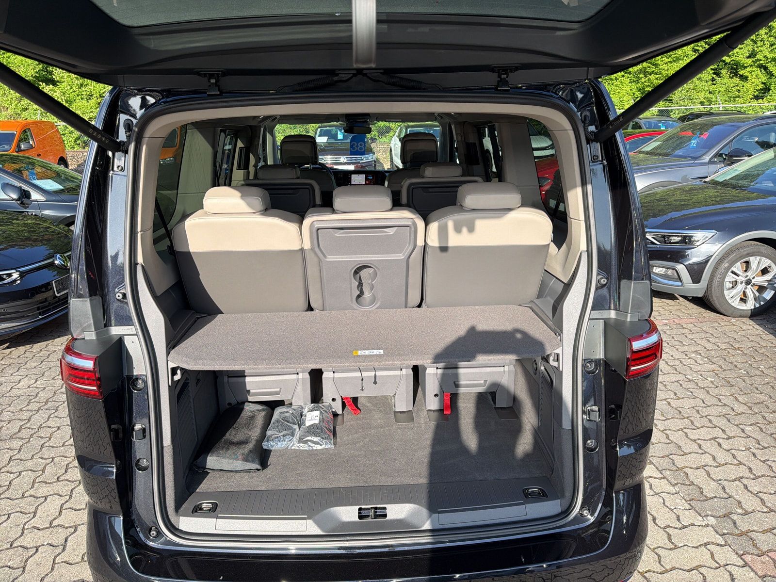 Multivan Life lang TDi DSG 7S Navi AZV Matrix