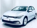 Volkswagen Golf VIII Lim. Life 1.5 eTSI * 1.H * R-KAM * 8xR - Volkswagen Golf mit Benzin-Antrieb: Limousine, 1.8