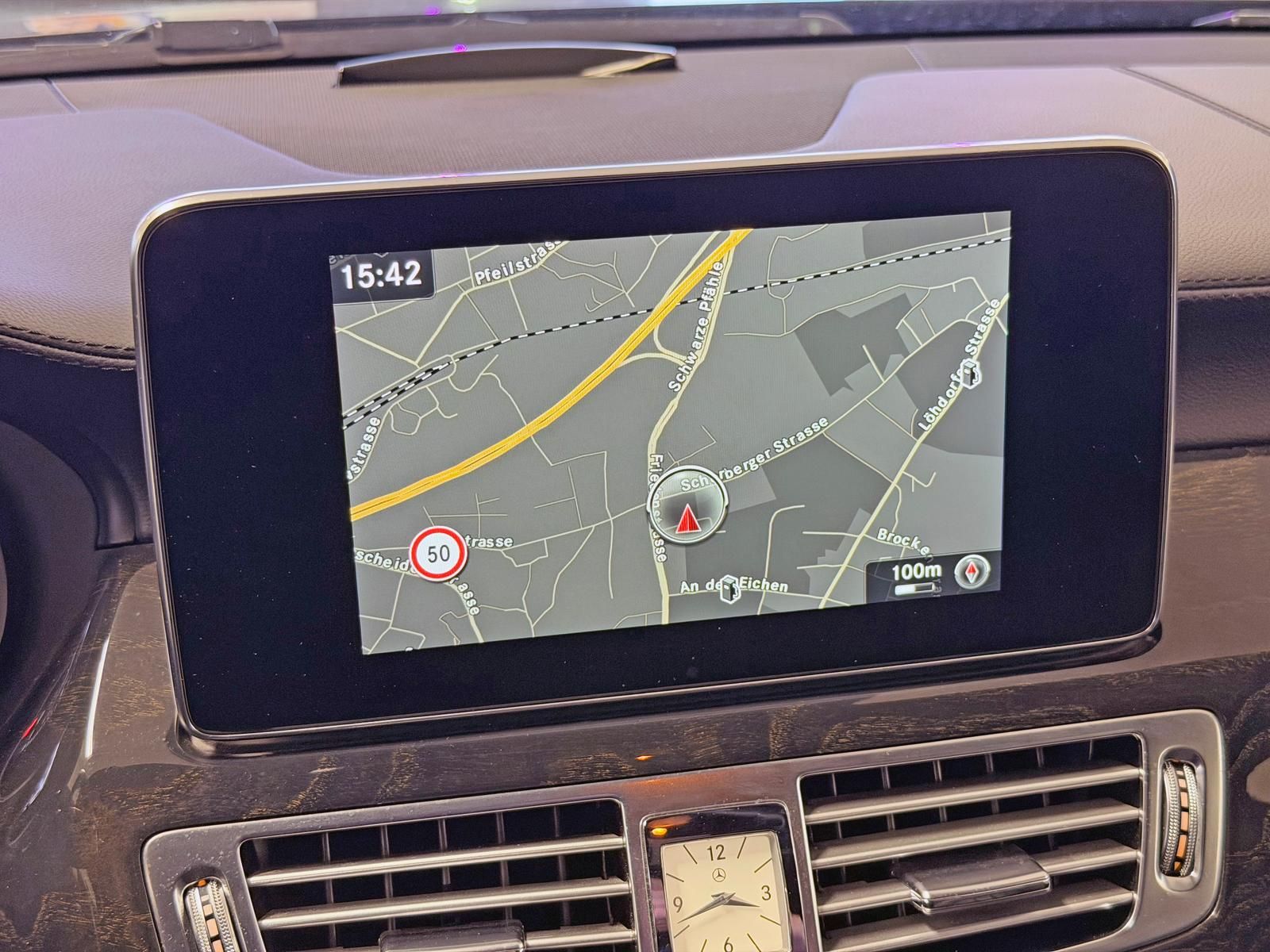 Fahrzeugabbildung Mercedes-Benz CLS 350d AMG/9G/4MATIC/DISTRO/PANO/360°/ILS/RCAM