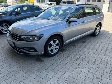 Volkswagen Passat Variant - 2