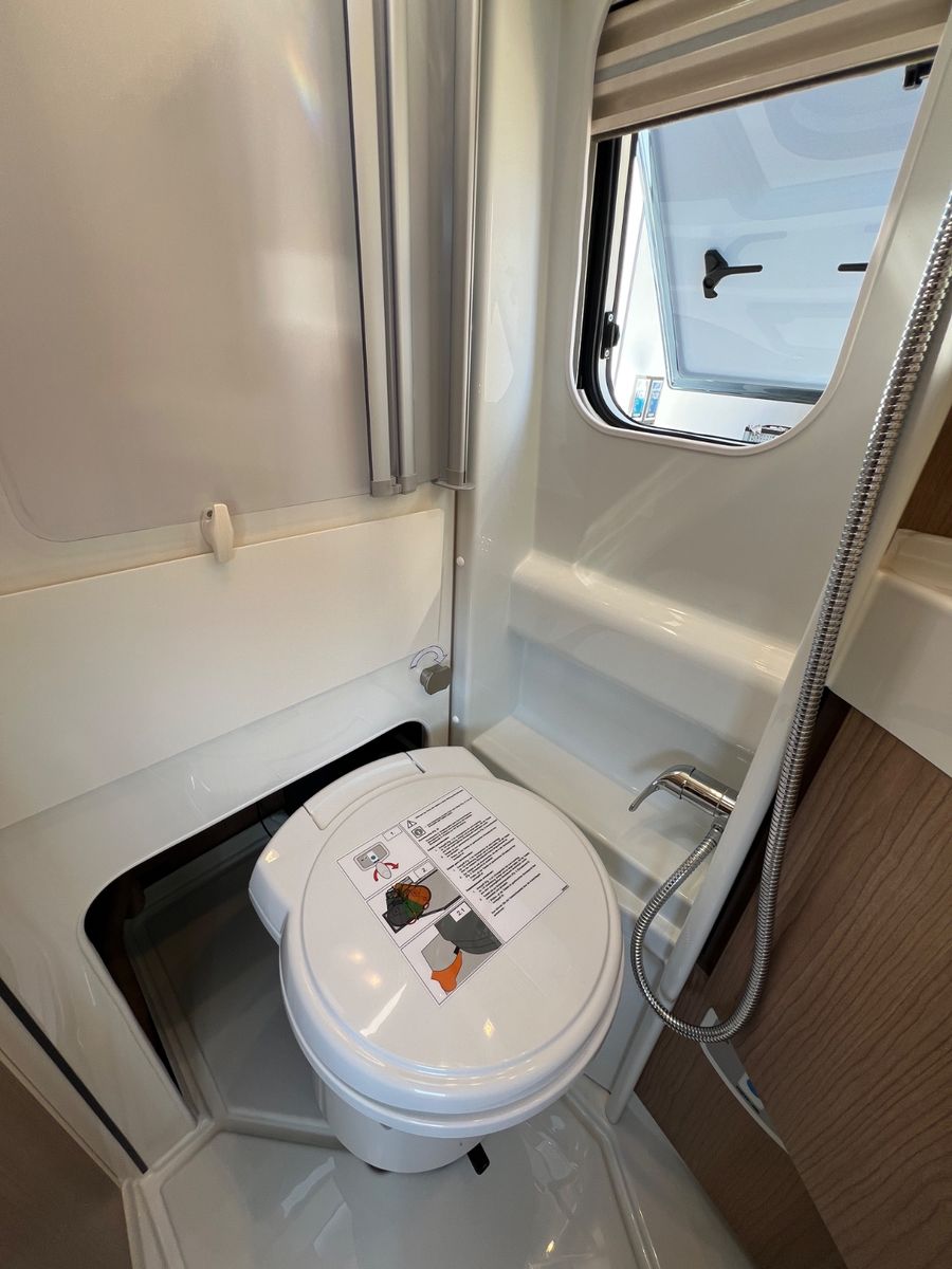 Fahrzeugabbildung Malibu Van diversity GT skyview 640 LE K