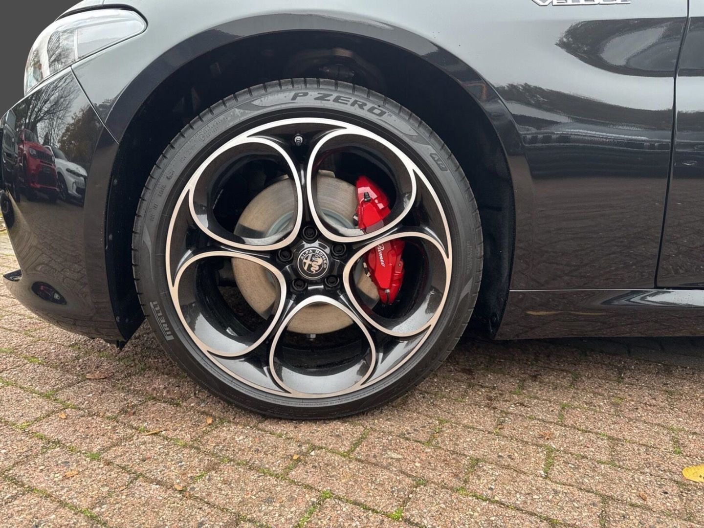 Fahrzeugabbildung Alfa Romeo Giulia 2.0Turbo Q4 Veloce +HARMAN/KARDON+PANORAM