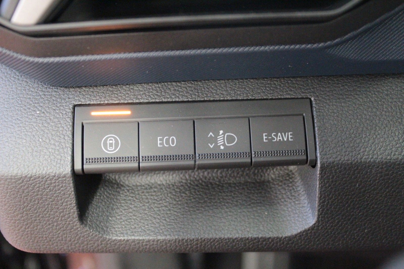 Fahrzeugabbildung Dacia Bigster hybrid 155 Expression*Winter-Plus-Paket*