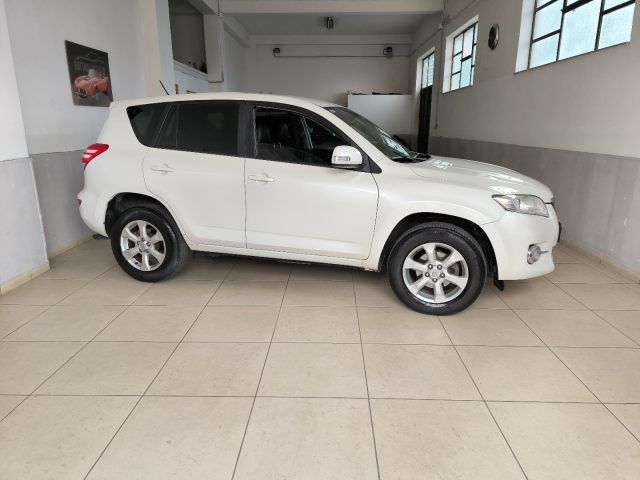 Toyota TOYOTA RAV 4 MY23 RAV4 2.2 D-4D 150 CV Exclusive