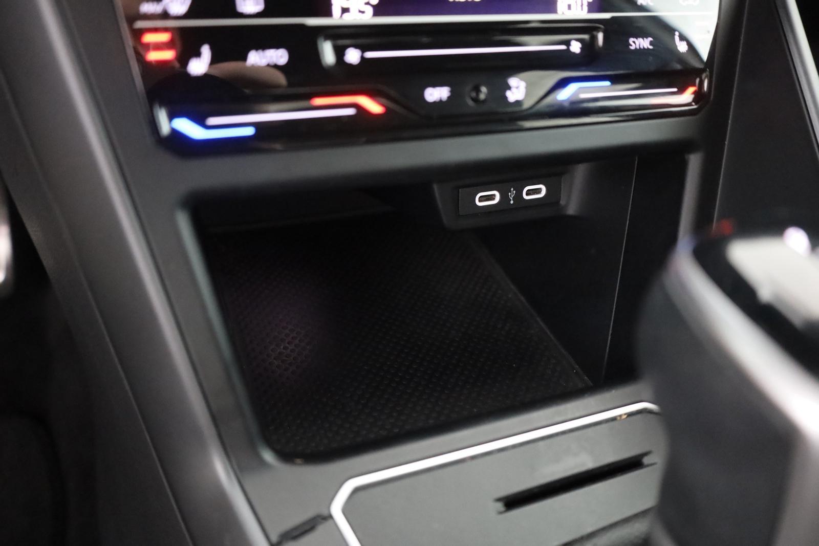Volkswagen Taigo 1.0 TSI DSG R-Line LED App-Connect ACC DAB, миниатюра 14